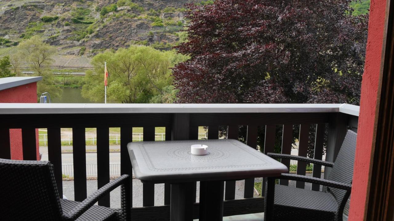 Hotel-Garni-Kachelburg 迪布利希 外观 照片